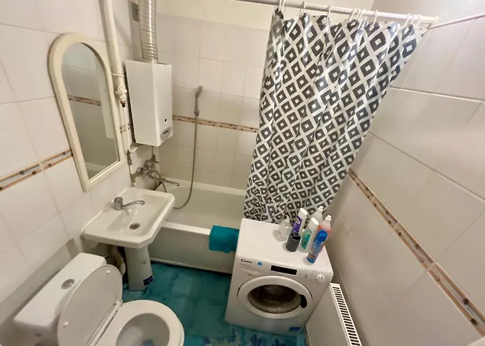 3 In Stroomi Area * טאלין