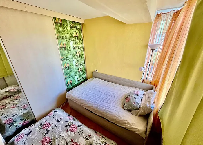 דירה 3 In Stroomi Area *